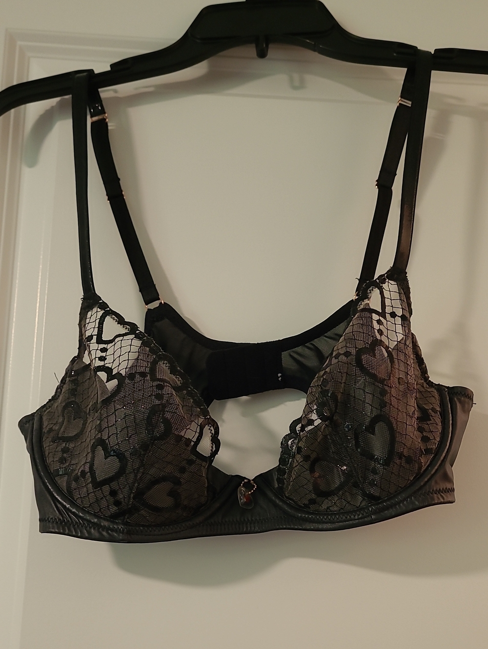 Savage X Fenty Black Lace Heart Underwire Bra with Mesh Cups